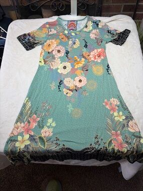 Johnny Was Millay Swing Dress Sz M Floral Green Bamboo Stretch Short Sleeve
